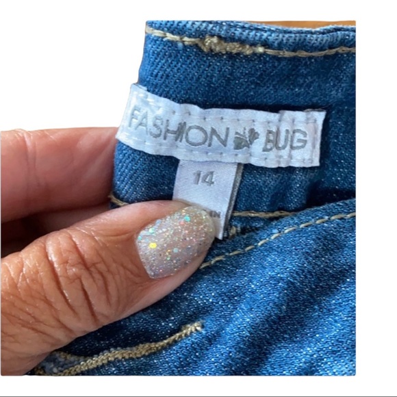 Fashion bug capris - Picture 2 of 3